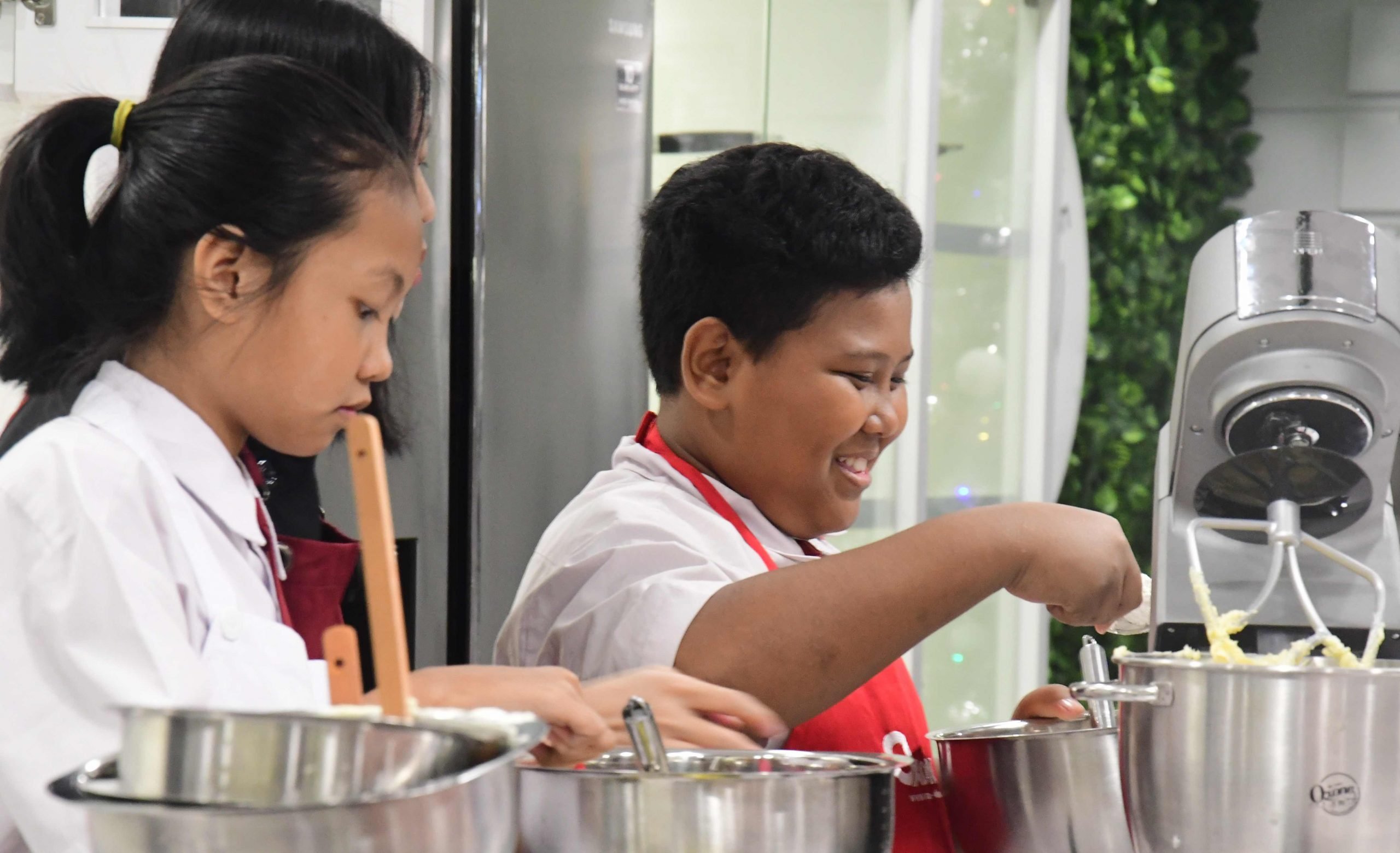 Drive Children’s Creative Learning Outside the Classroom through Baking Class